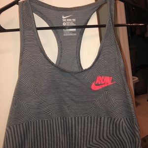 NWOT Size Medium Nike tanktop